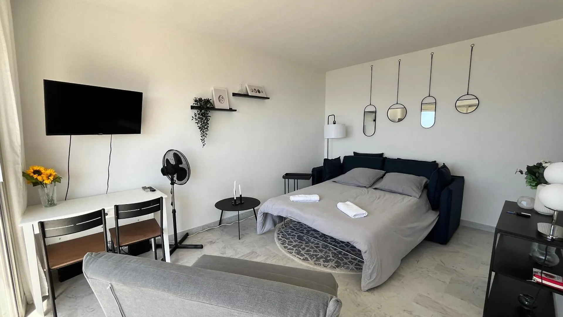 Apartamento Studio Panoramique & Parking Cap-d'Ail Francia